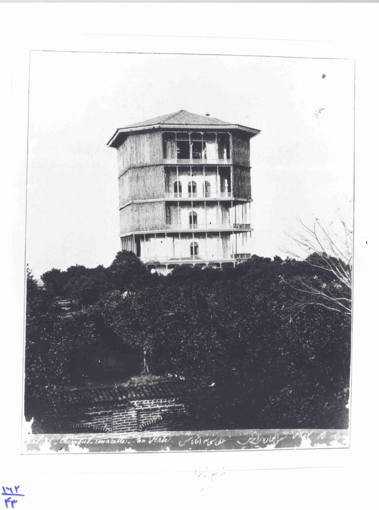 عمارت شمس العماره بندر انزلی